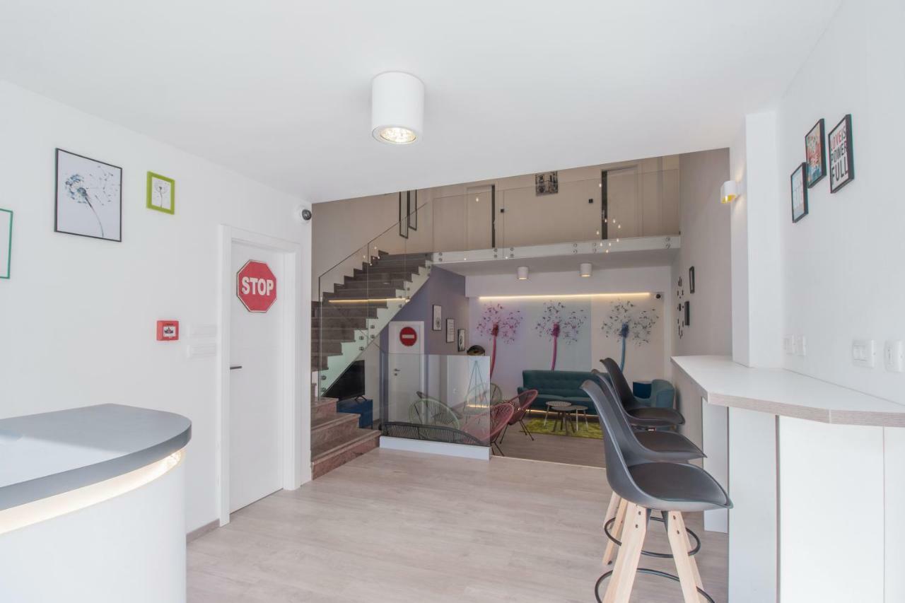 Dandelion Hostel Zadar Luaran gambar