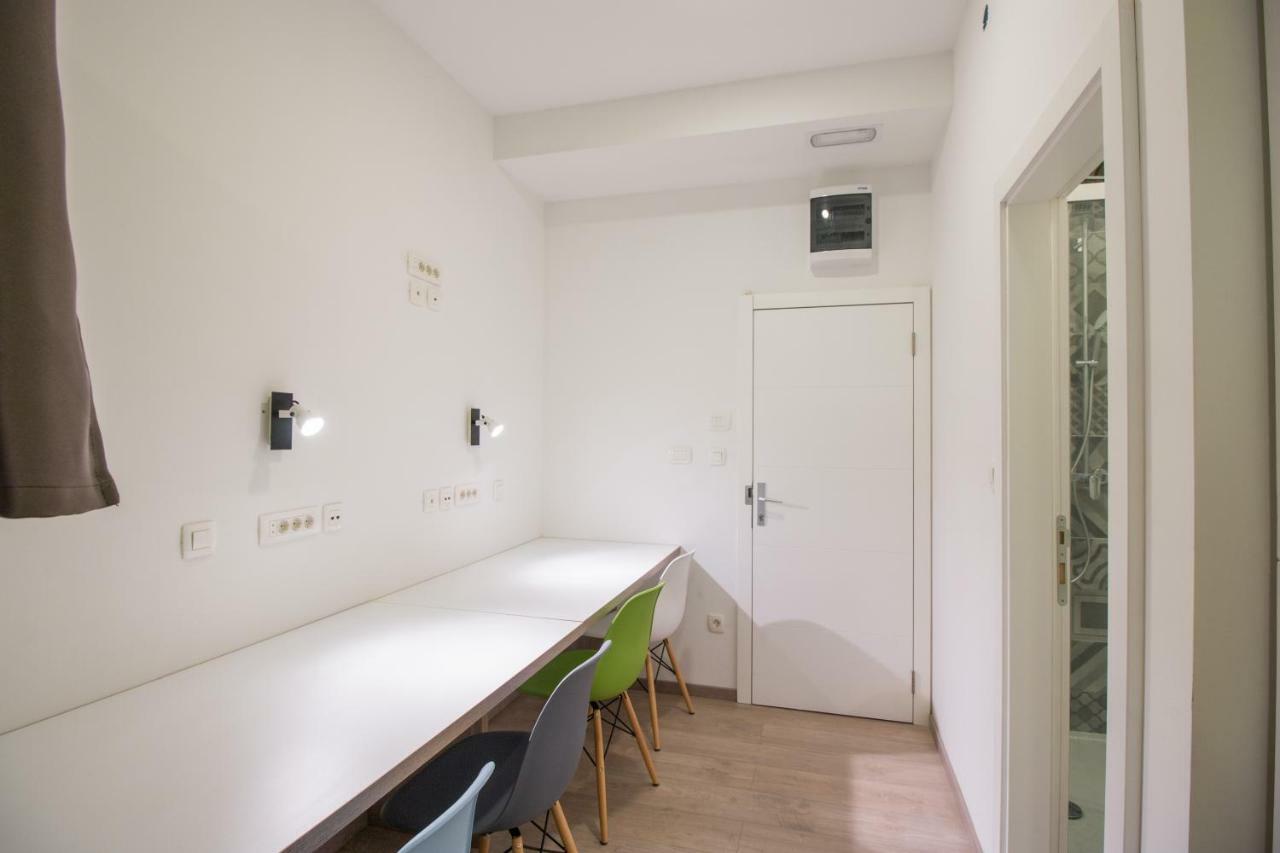 Dandelion Hostel Zadar Luaran gambar